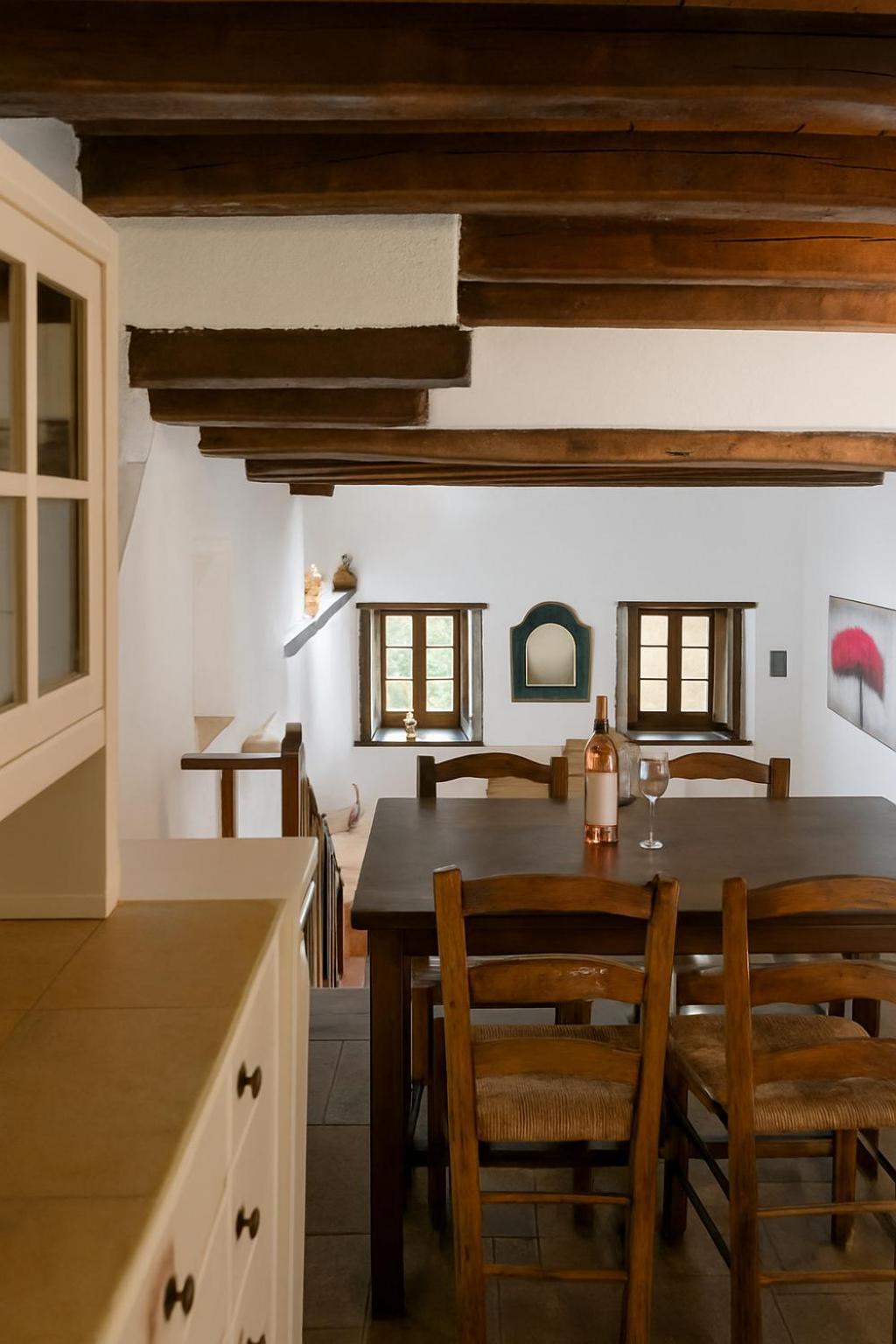 Menexes Suites Монемвазия Экстерьер фото